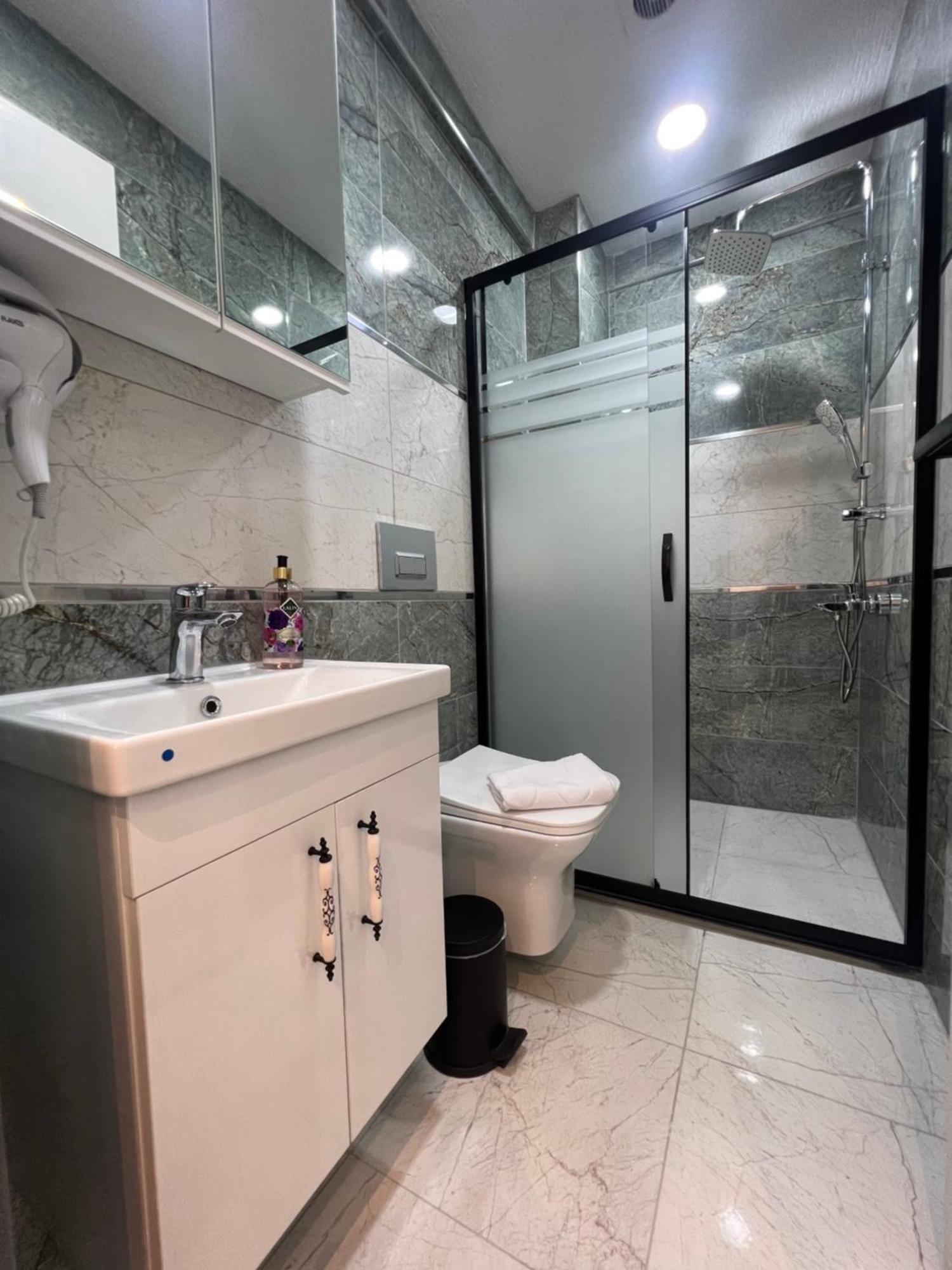 Feycem Suites Hotel Istanboel Buitenkant foto