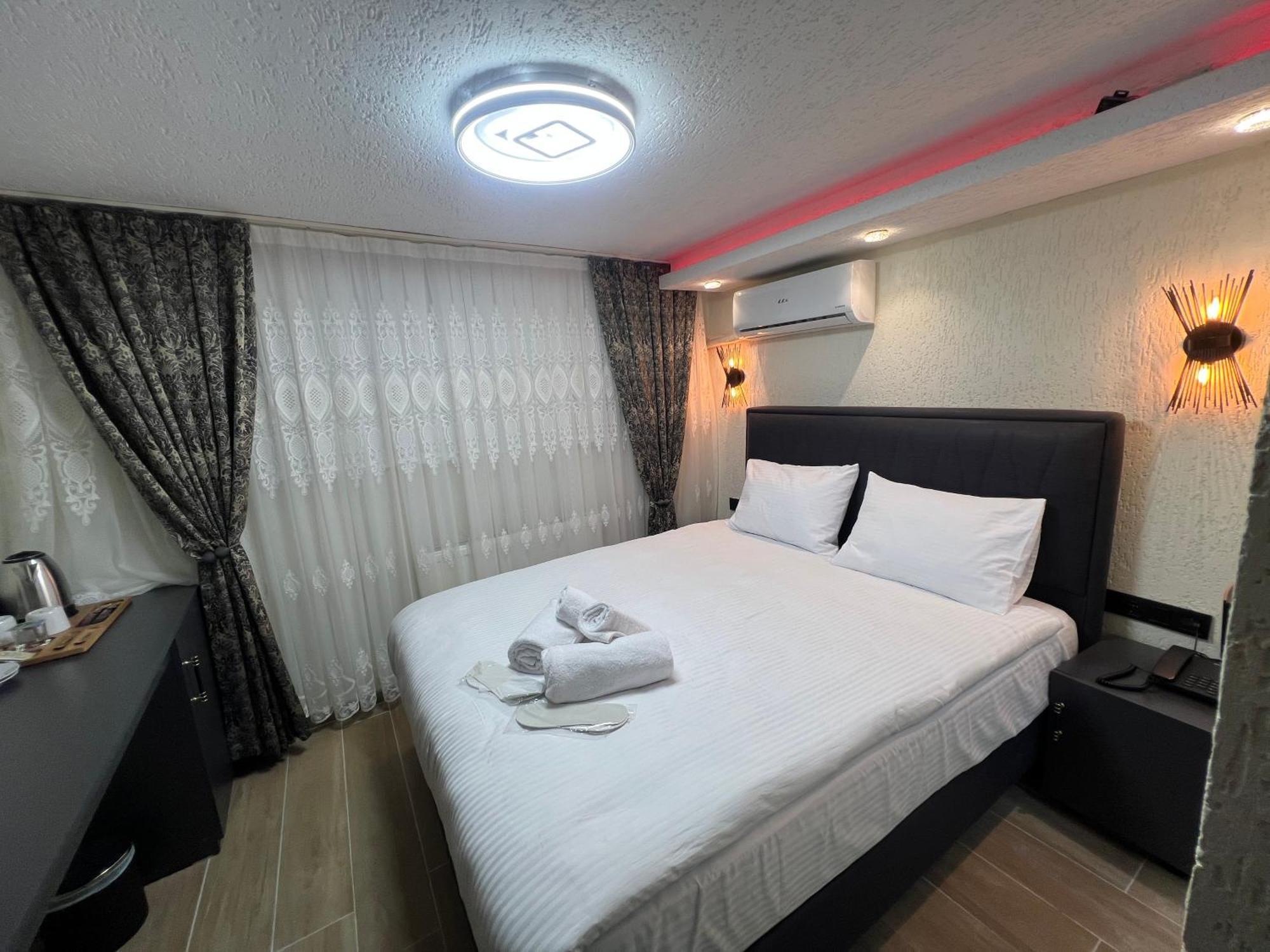Feycem Suites Hotel Istanboel Buitenkant foto